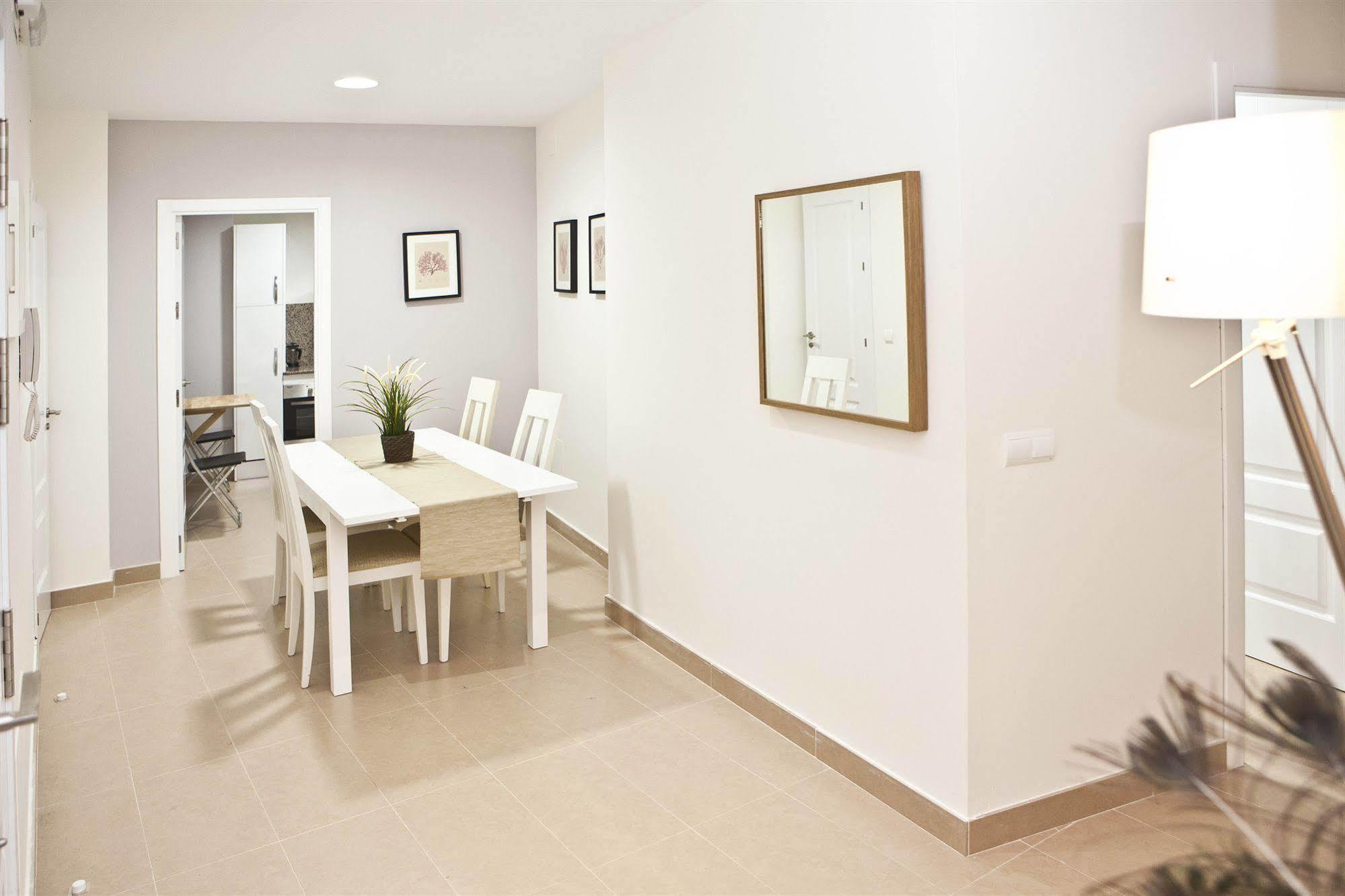 Apartamentos Unisierra Málaga Exterior foto